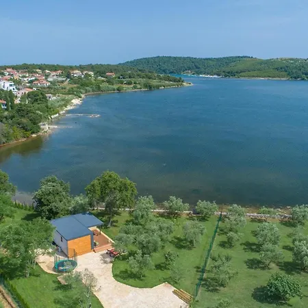 Holiday home Ive & Beta, Olive Grove, Sea, Swimming Pool, Jacuzzi, Fenced Yard, Barbecue - Istria Pula